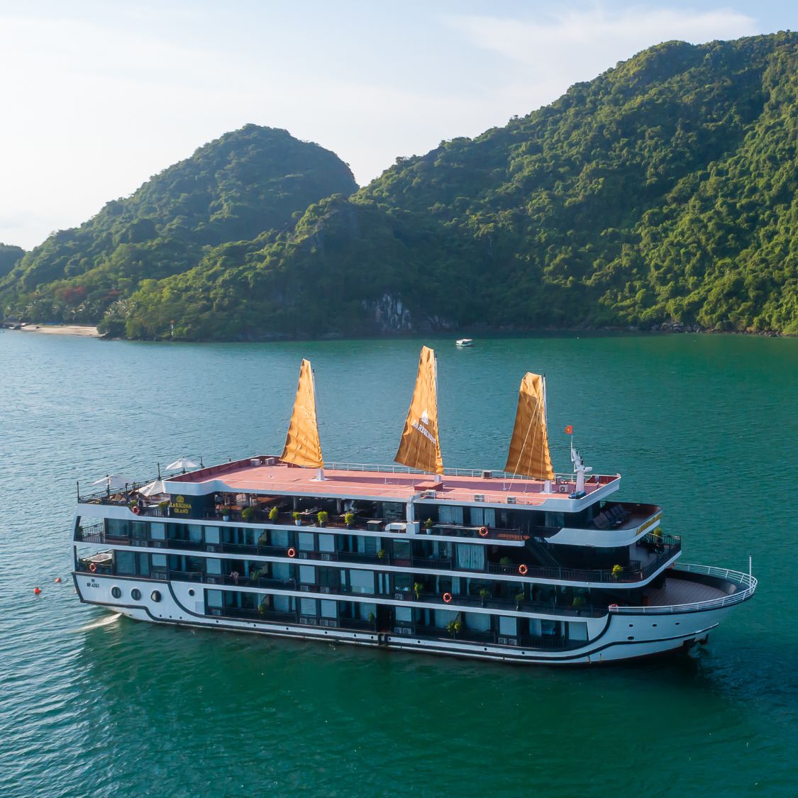 Ha Long La Regina Grand Cruise