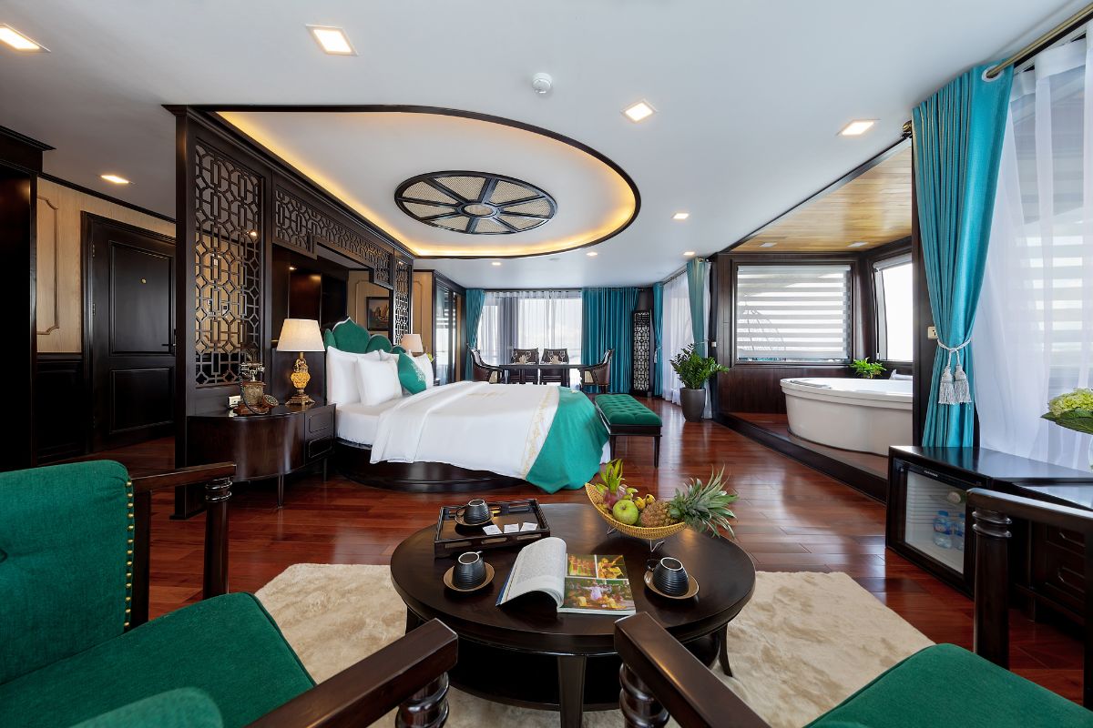Ha Long La Regina Legend Cruise