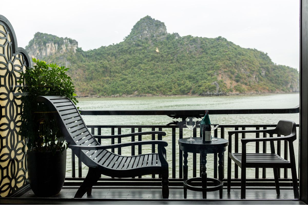 Ha Long La Regina Legend Cruise