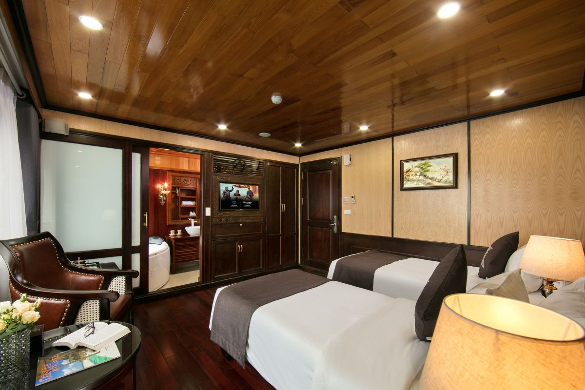 Ha Long La Regina Royal Cruise