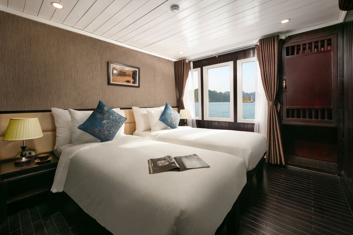 ha long la regina cruises